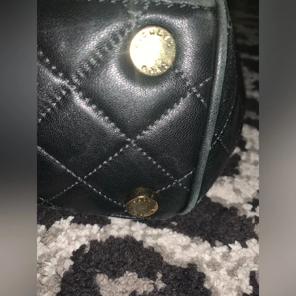 Michael Kors purse. - Picture 3 of 14